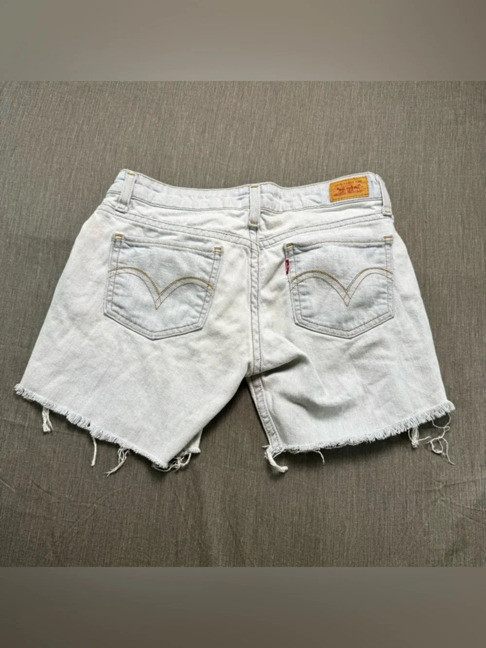 Levi's 524 Too Superlow Denim Shorts Size 1 Short Y2K Light Wash Cutoff Vintage